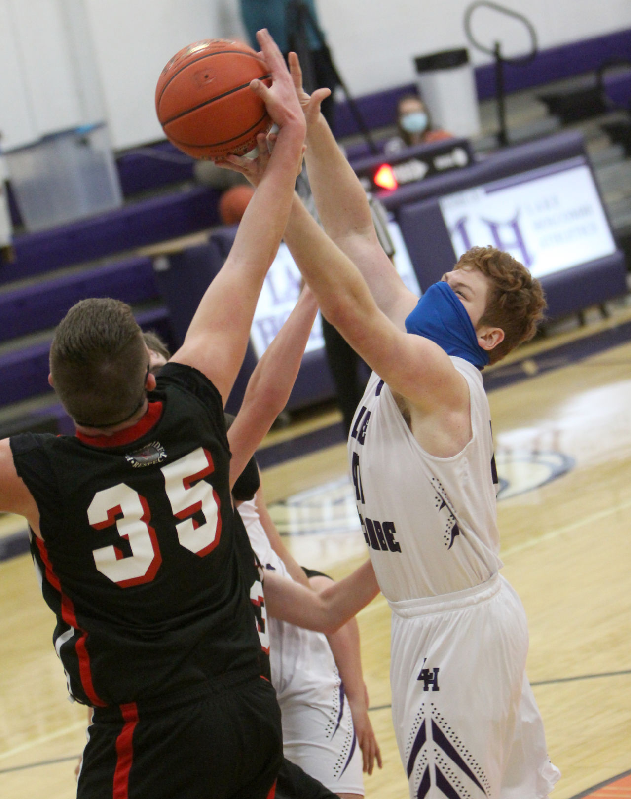Winter at Lake Holcombe boys basketball 1-5-21